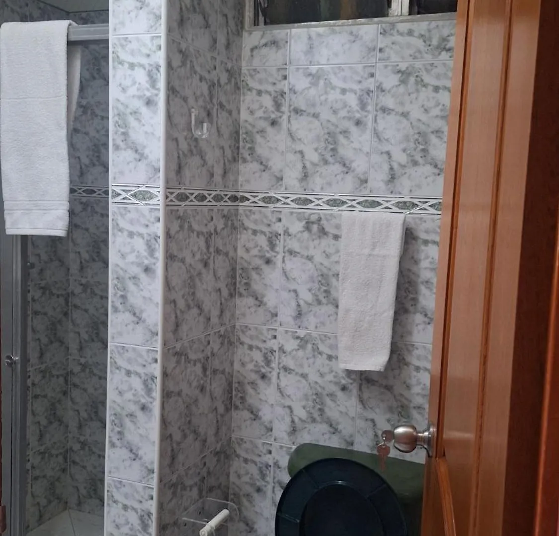 Проживание в семье Habitacion Centrica Медельин