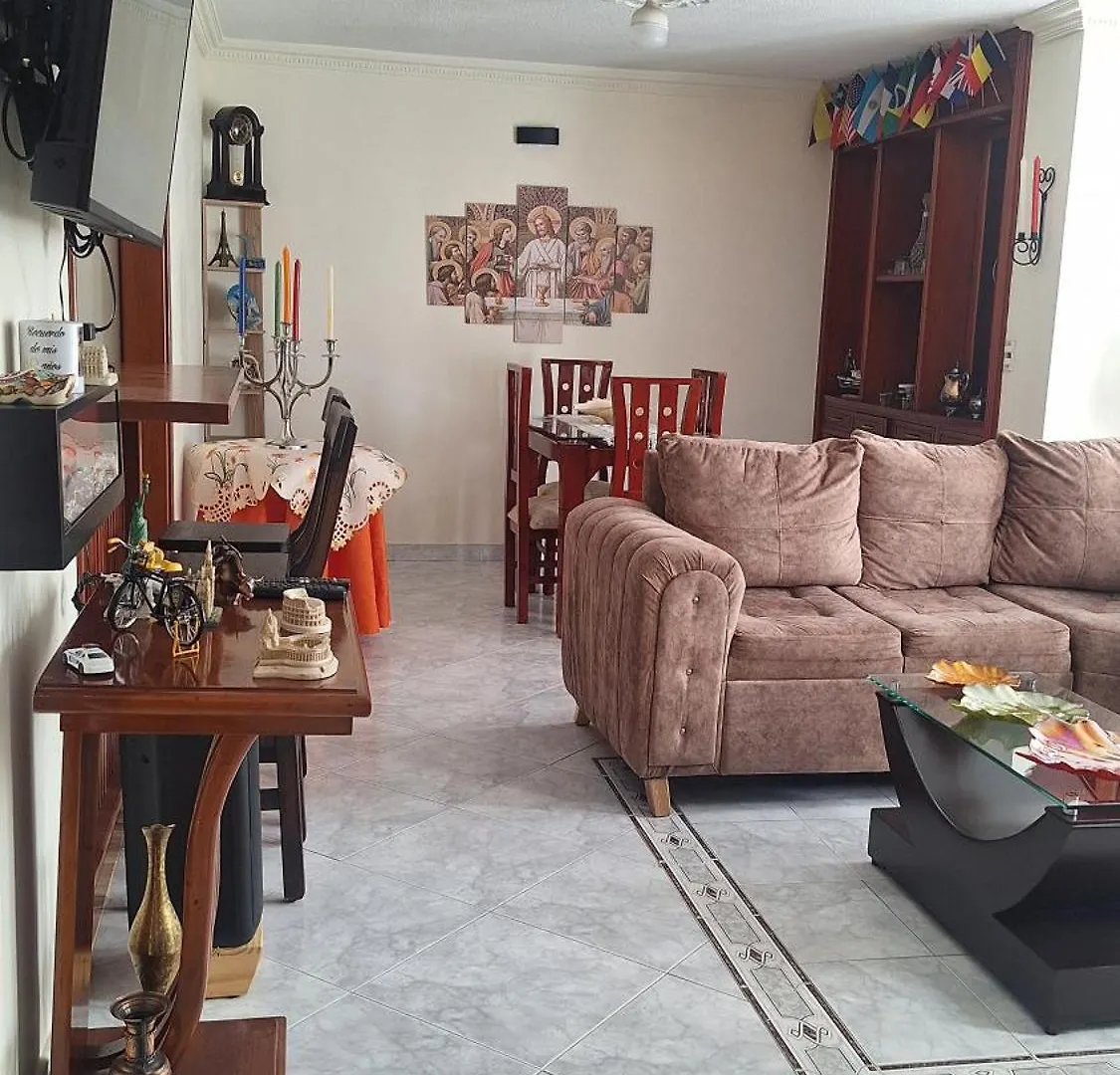 Habitacion Centrica Y Comoda ميديلين
